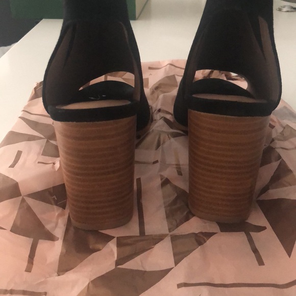 Anthropologie Side Gore Shootie - Picture 3 of 5